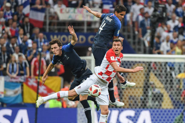 轻中场亚沙 轻中场亚沙